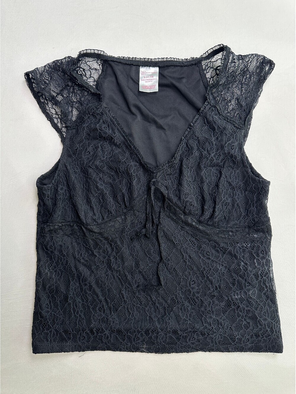No Boundaries Black Lace Cap Sleeve Top Size L (11-13)